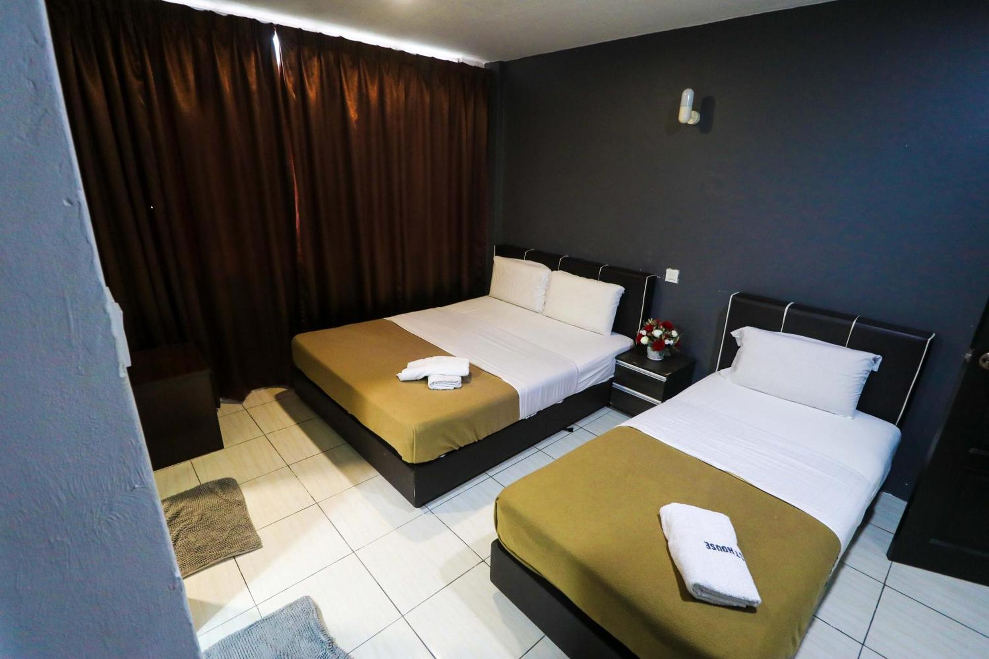 Uncle Guesthouse Kuala Terengganu Exteriör bild