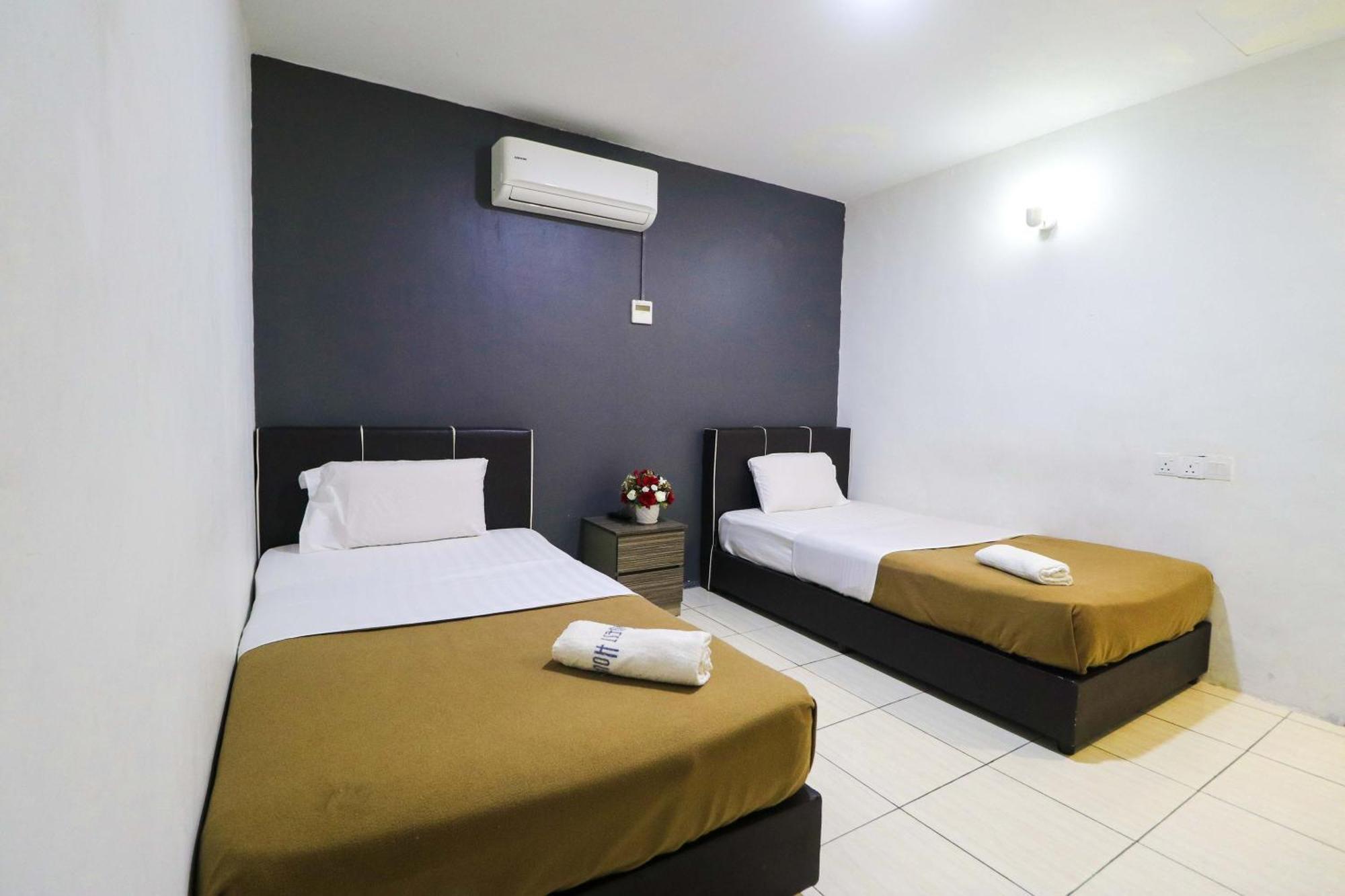 Uncle Guesthouse Kuala Terengganu Exteriör bild